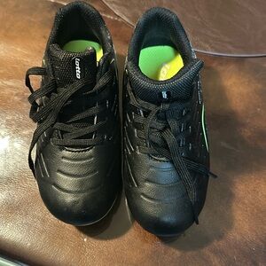 Soccer cleats toddler 10
